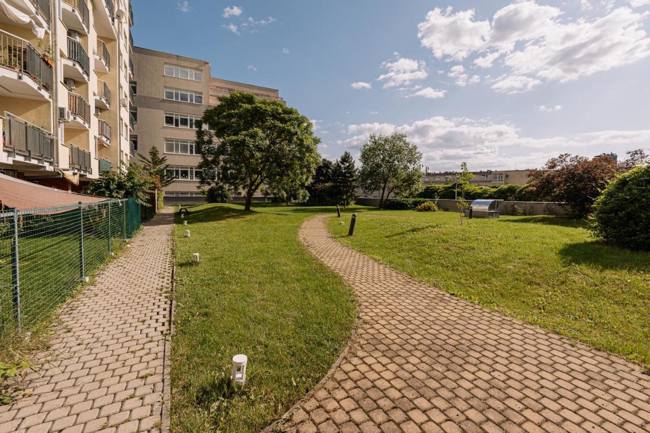 Apartment Family Bratislava Parking Slot Included! Exterior foto